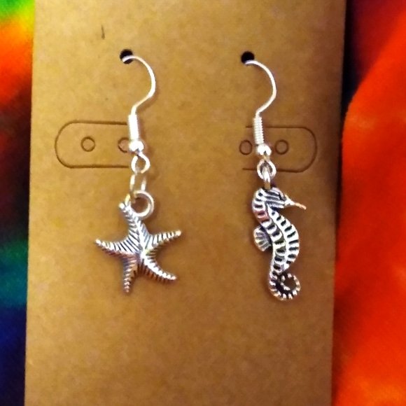 Seahorse Starfish Themed Mismatch Charm Handcrafted Hook Earrings - Picture 2 of 2